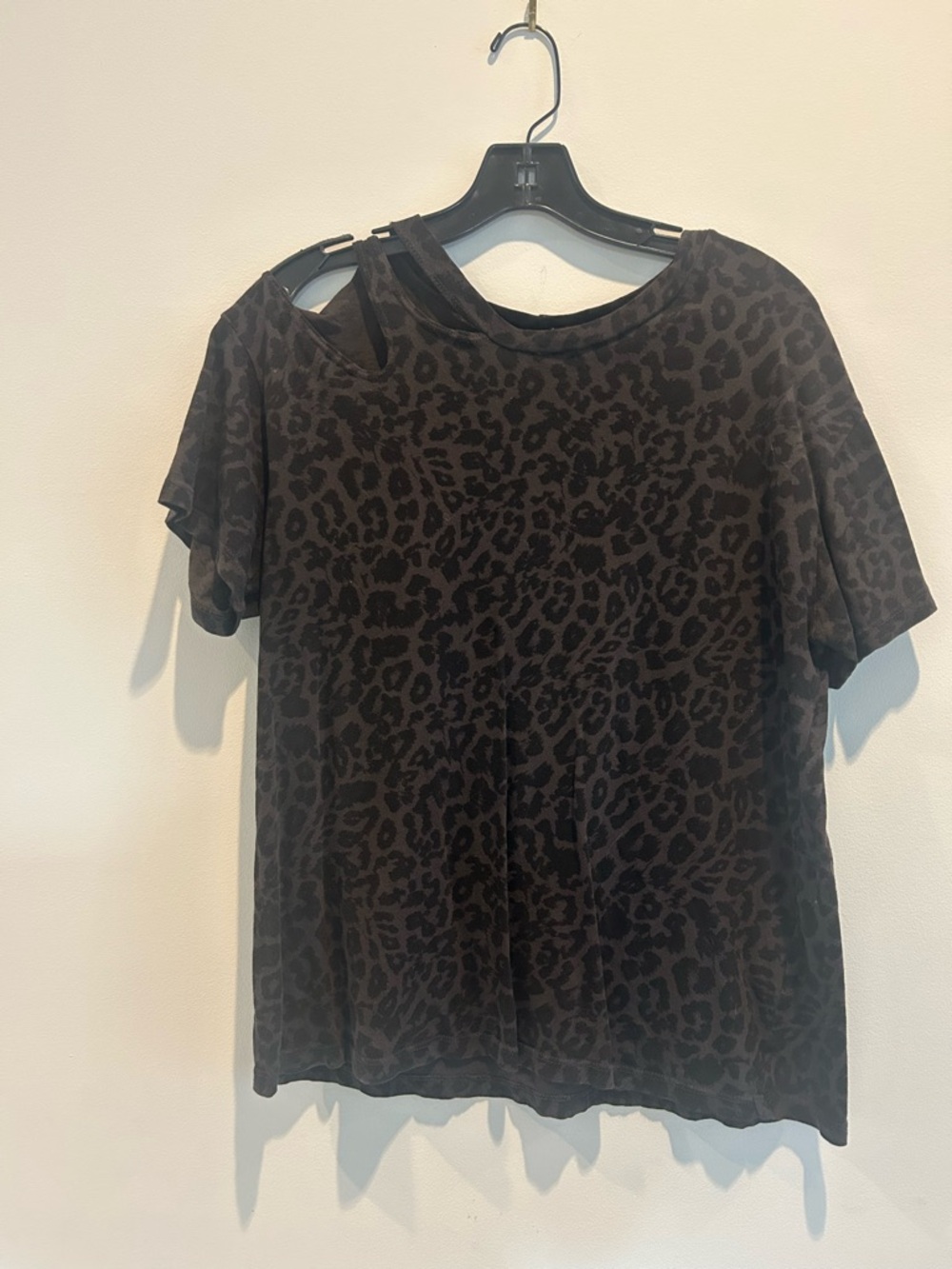 LNA Women's Black Leopard Print Short Sleeve Top - Size Large